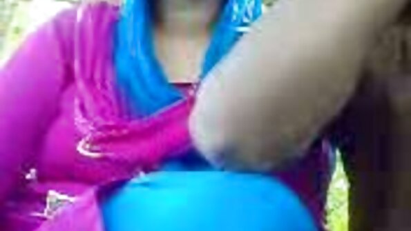 Neuken in de steeg neukoma is de specialiteit van Talia Mint