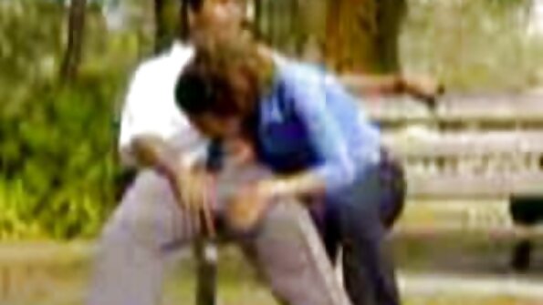 Latina hottie heeft oma wordt geneukt haar lul vergroot door minnaar